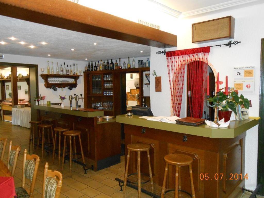 Weinhaus Hotel Zum Josefshof Graach Exterior foto