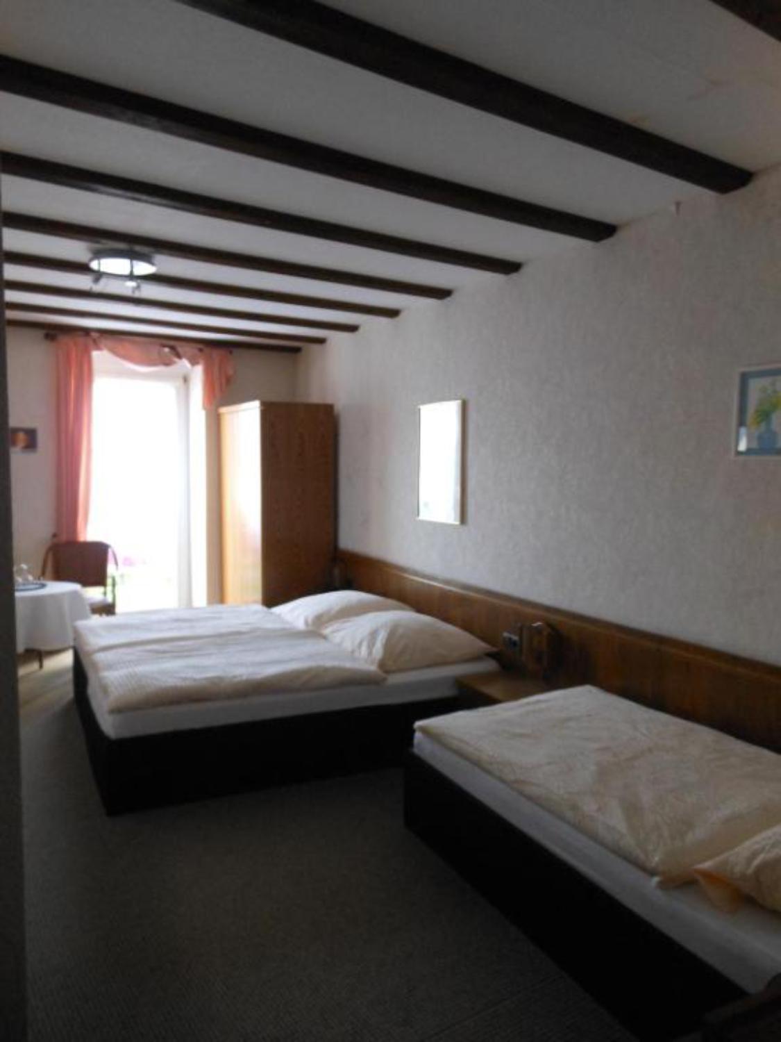 Weinhaus Hotel Zum Josefshof Graach Quarto foto